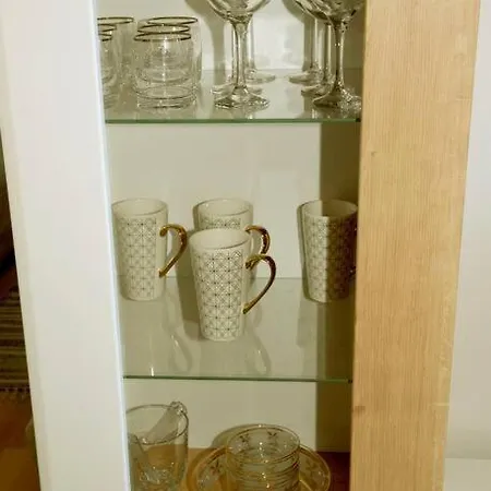 Camino - Near Mall Of 아파트