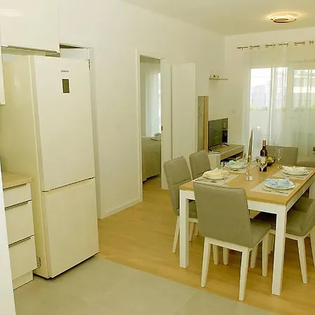 Camino - Near Mall Of Appartement *