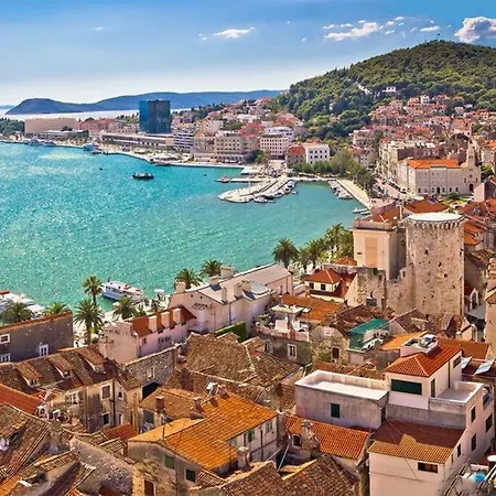 Camino - Near Mall Of Appartement Split